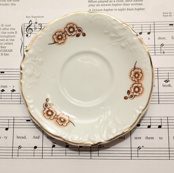 Wawel China Made in Poland gold rim plate - Picture 1 of 5